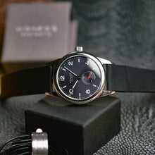 Load image into Gallery viewer, Space Black Kudu (Zero Wait)