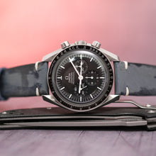 Load image into Gallery viewer, Weathered Demin (Zero Wait)