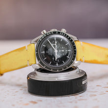 Load image into Gallery viewer, Weathered Yellow (Zero Wait)