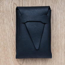 Load image into Gallery viewer, DE GRIFF Short Watch Pouch in Oiled Black (Bracelet edition)
