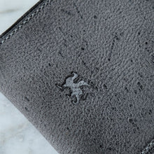 Load image into Gallery viewer, DE GRIFF Steppe Blue Watch Pouch