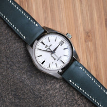 Load image into Gallery viewer, Classic Louis Blue