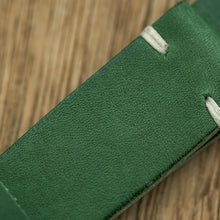 Load image into Gallery viewer, Riviera Racing Green