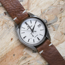 Load image into Gallery viewer, Antique Brown 2.0