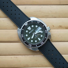 Load image into Gallery viewer, Rubber Tropic Strap Black