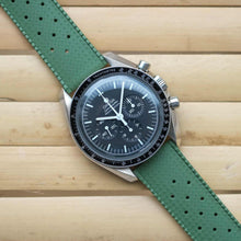 Load image into Gallery viewer, Rubber Tropic Strap Forrest Green