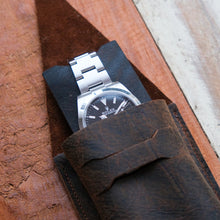 Load image into Gallery viewer, DE GRIFF Short Watch Pouch in Oiled Brown (Bracelet edition)
